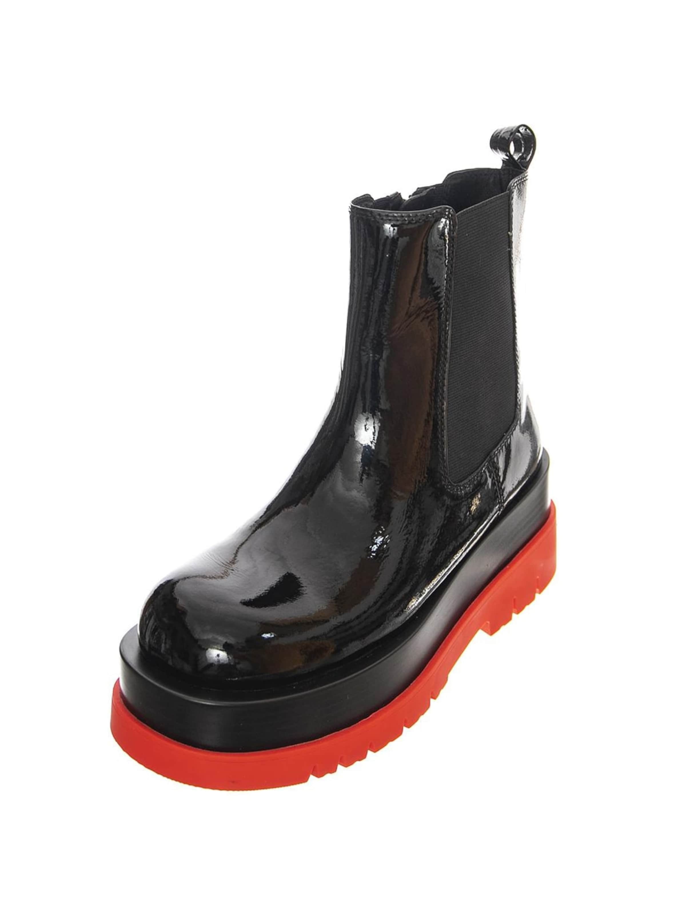 Jeffrey Campbell Boots 'Tankedpl' in Black: front