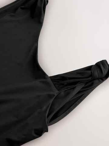 Next Вечерна рокля в черно