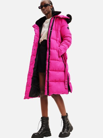 Desigual Płaszcz zimowy w kolorze różowy
