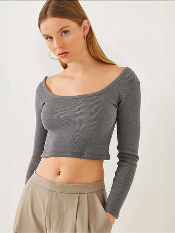 Bianco Lucci - Camisa em cinzento: frente