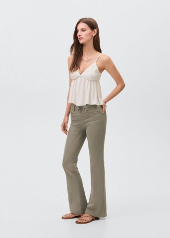MANGO TEEN Flared Jeans in Grün
