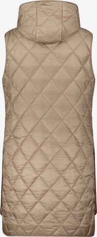 Amber & June Vest in Beige