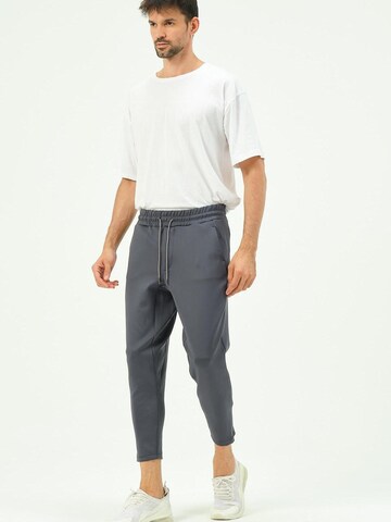 C&City Pyjama in Grijs