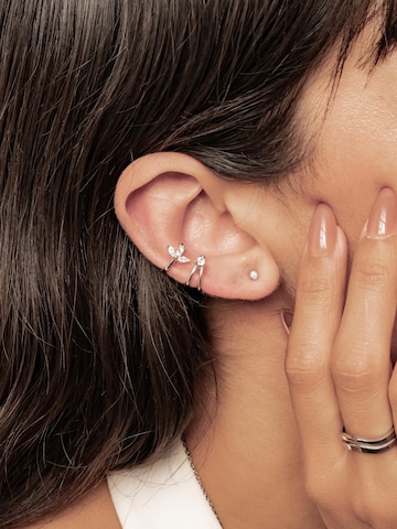 Orecchini 'Blossom and Gem Ear Cuff' di Hey Happiness in argento