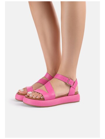 INUOVO Sandals in Pink