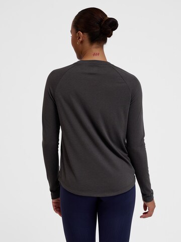 Hummel Funktionsshirt 'Vanja' in Braun