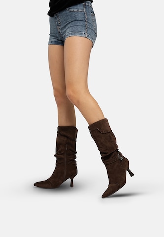 Salinyang Cowboy boot in Brown