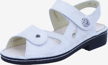 Finn Comfort Sandale 'Costa' in Weiß: Vorderseite