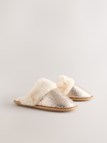 Next Домашни пантофи в злато