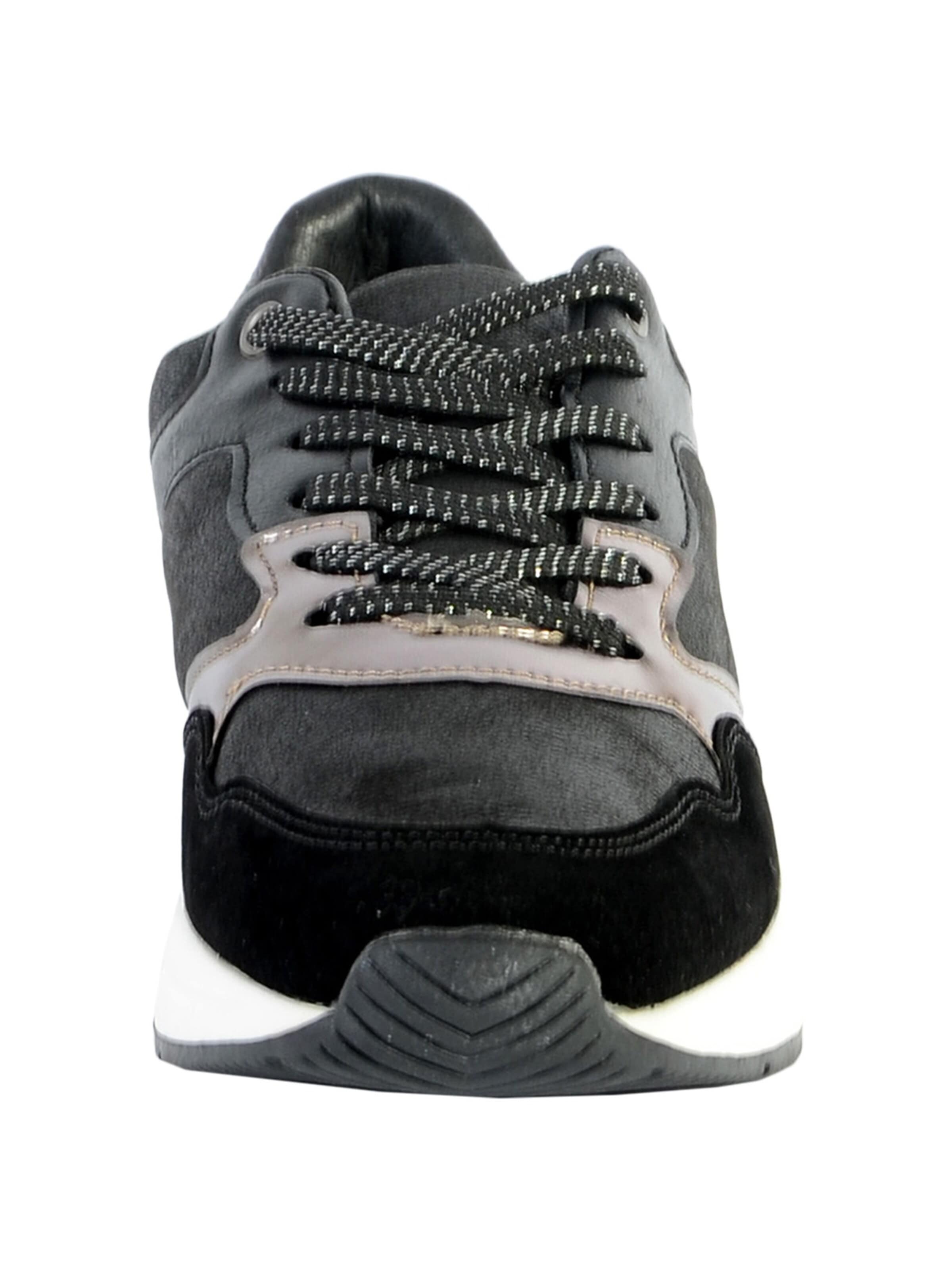 The Divine Factory Sportieve veterschoen in Zwart