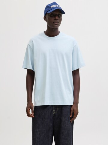 JACK & JONESMajica 'JJEURBAN EDGE' - plava boja: prednji dio