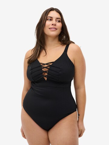 Swim by Zizzi - Traje de baño 'SDIOR' en negro: frente