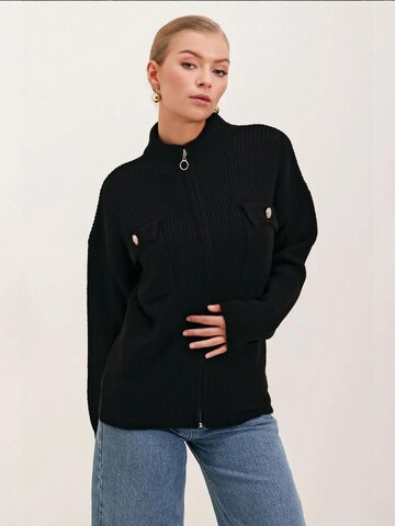 Bigdart Knit cardigan in Black: front