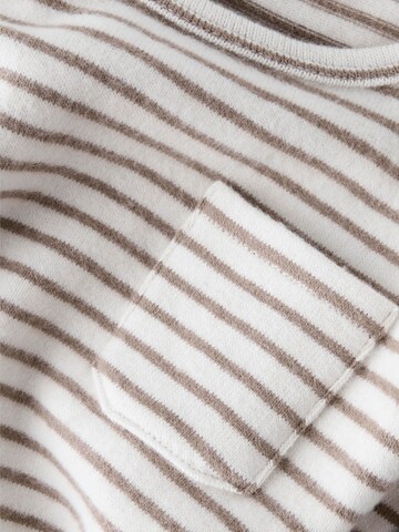 T-Shirt Lil'Atelier en blanc