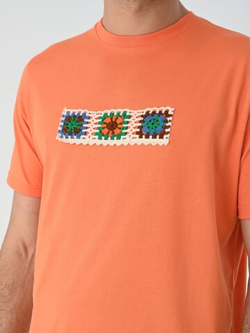 Tricou de la Antioch pe portocaliu
