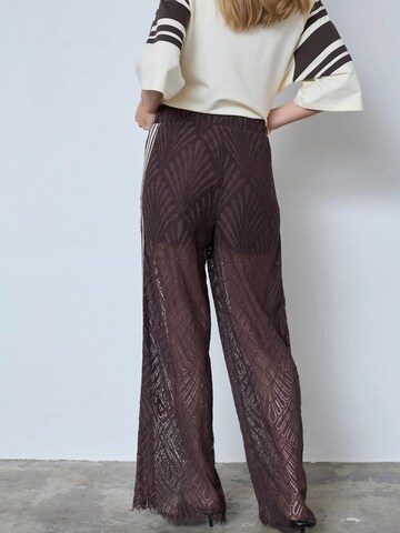 regular Pantaloni ' LetiCC ' di co'couture in marrone
