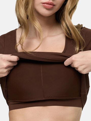 Haut 'Cotton Long Sleeve mit integriertem Wireless Bra' cfab (formerly creamy fabrics) en marron
