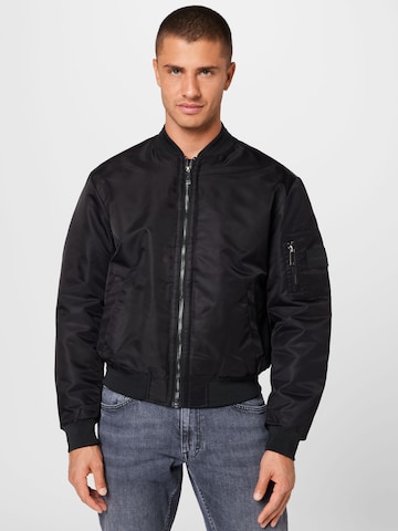 Veste mi-saison 'Hero' Calvin Klein en noir : devant