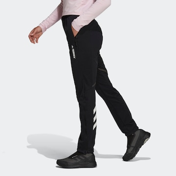 Coupe slim Pantalon outdoor 'Xperior' ADIDAS TERREX en noir