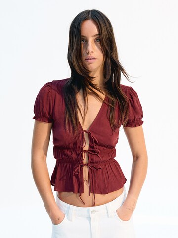 Bershka Blouse in Red: front