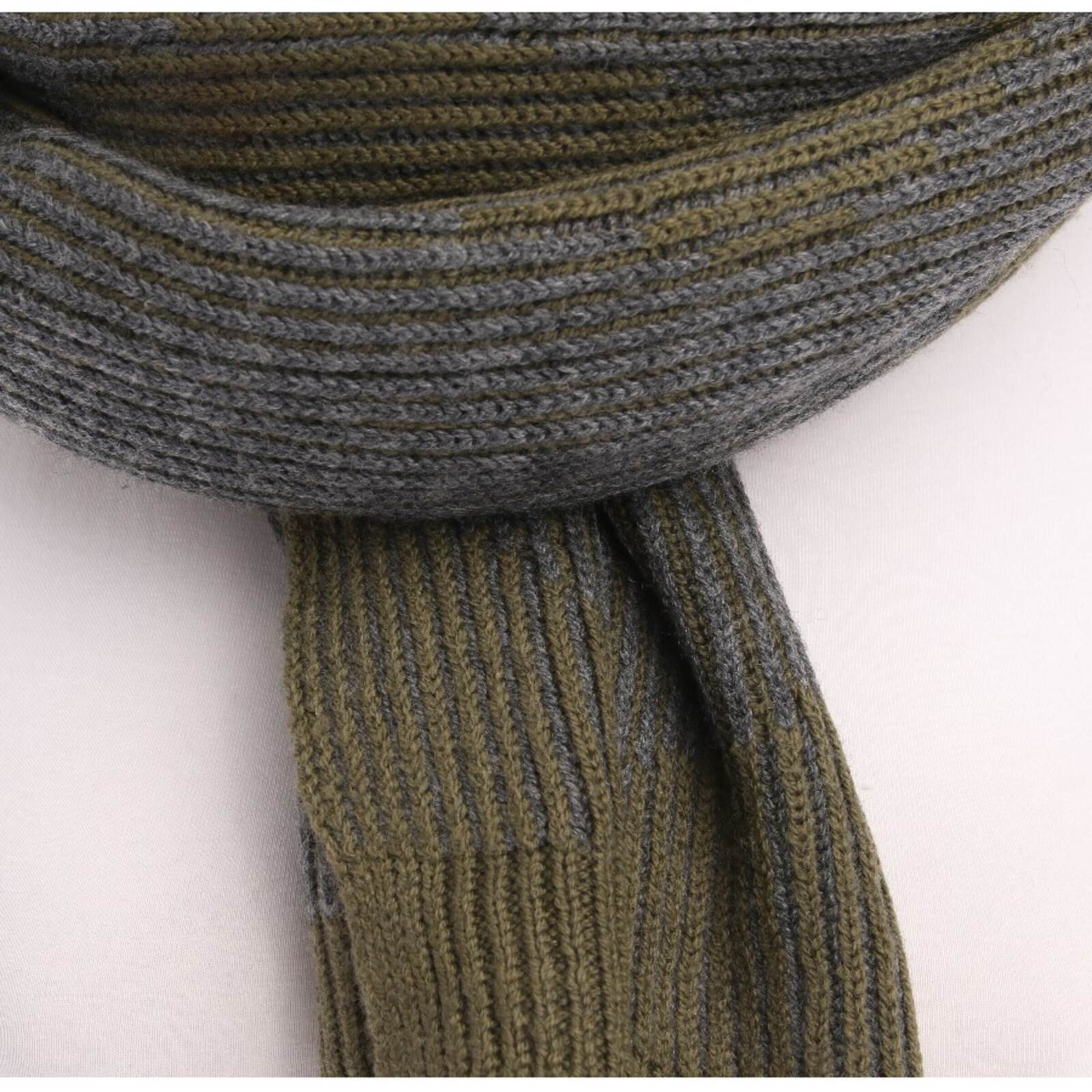 Lala Berlin Scarf & Wrap in One size in Grey