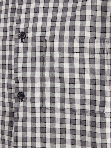 GAP Comfort Fit Риза в черно