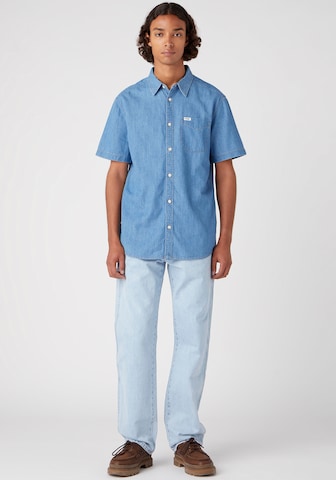 WRANGLER Regular fit Button Up Shirt in Blue