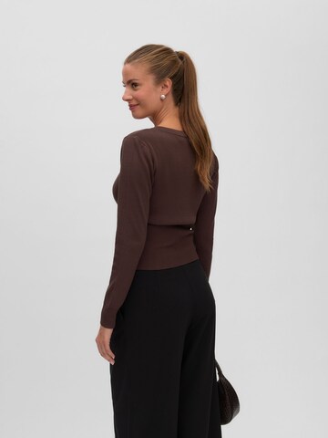 VERO MODA - Cárdigan 'VMMyrna' en marrón