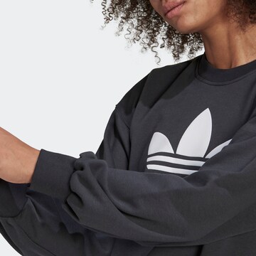 ADIDAS ORIGINALS Sweatshirt in Grey