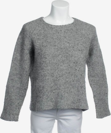 Allude Sweater & Cardigan in L in Grey: front
