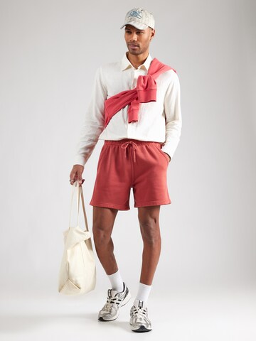 Abercrombie & Fitch Loosefit Παντελόνι 'ESSENTIAL' σε κόκκινο