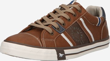 MUSTANG Sneakers laag in Bruin: voorkant