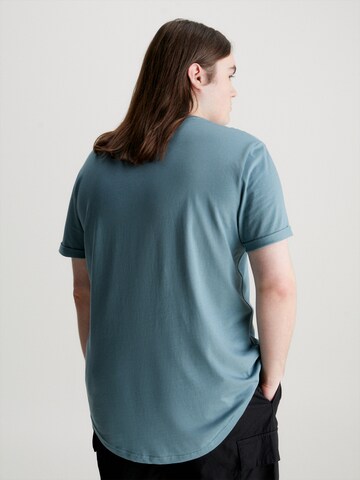 T-Shirt Calvin Klein Jeans Plus en bleu