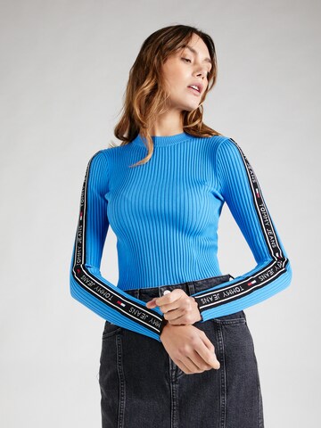 Tommy Jeans Sweater in Blue: front