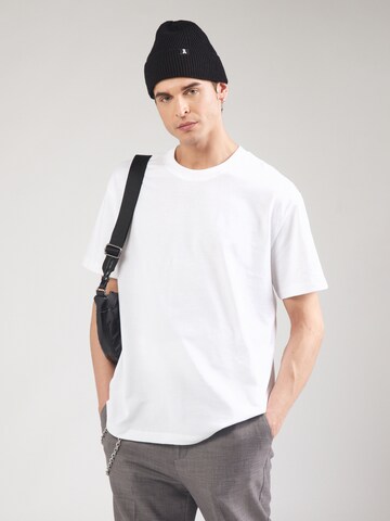 ARMEDANGELS T-shirt 'AADRU' i vit: framsida