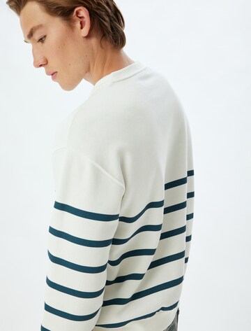 Koton Sweatshirt in White