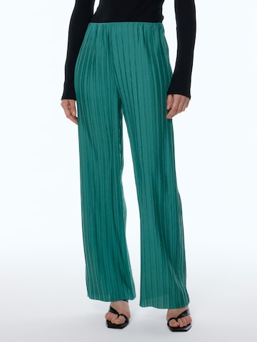 EDITED Wide leg Broek 'Melisa' in Groen: voorkant