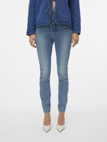 Coupe slim Jean 'SOPHIA' VERO MODA en bleu : devant
