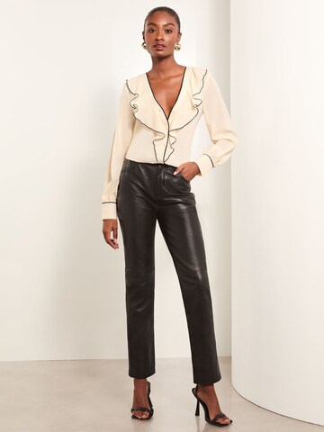 Chemisier Lipsy en beige