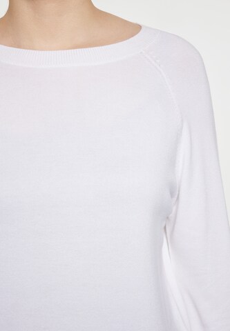 Pull-over usha BLACK LABEL en blanc