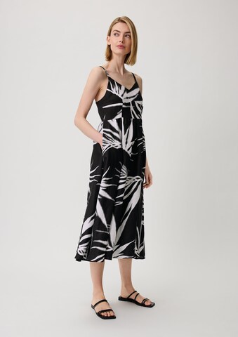 COMMA Kleid in Schwarz: Vorderseite