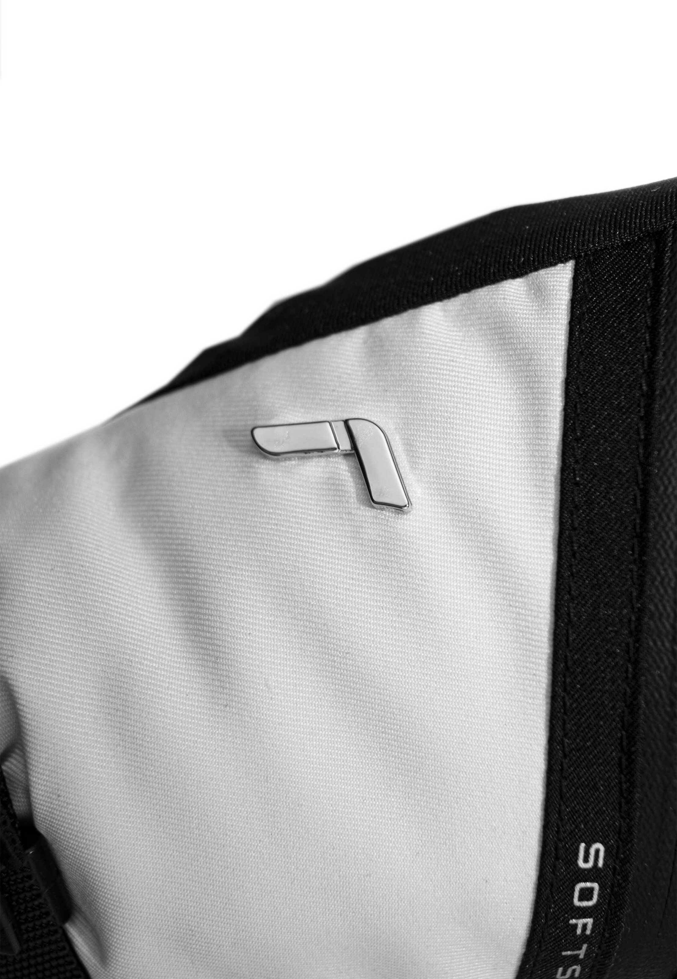 REUSCH Sporthandschuhe 'Demi' in Schwarz