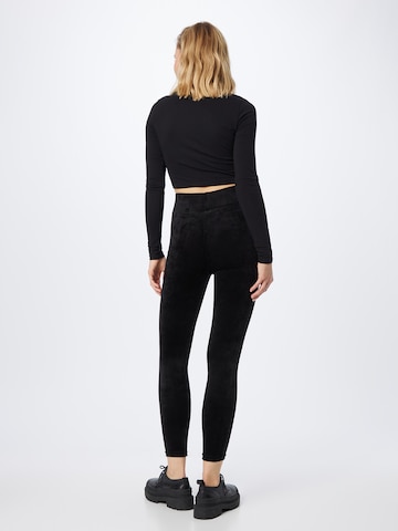 Urban Classics Skinny Leggings in Black