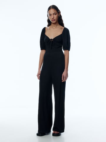 EDITED Jumpsuit 'Pheline' in Zwart