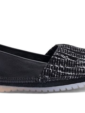 Maciejka Slipper '1930W-48/00-0'‌‌‌‌‌‌‌ in Schwarz