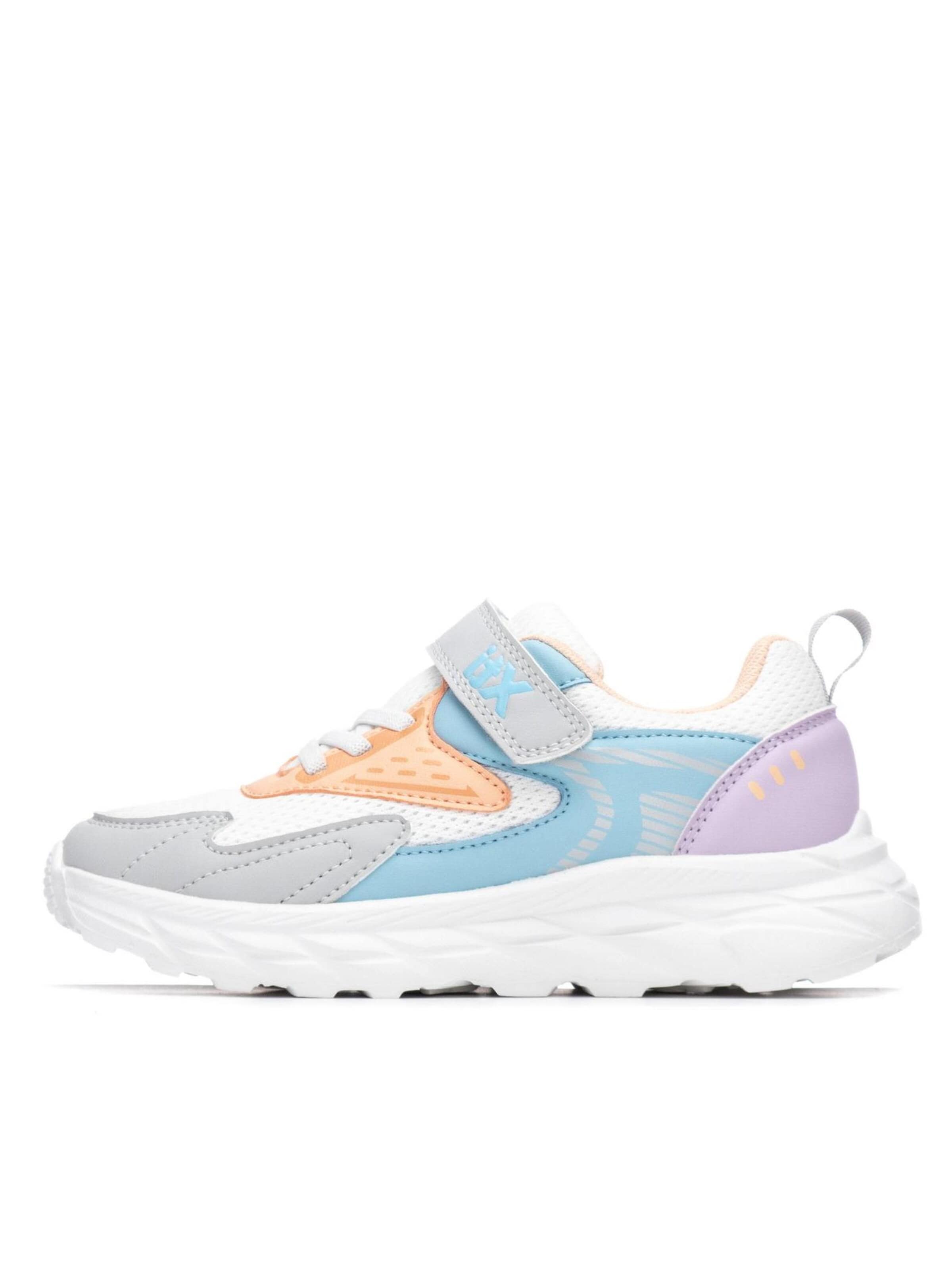 Xti - Zapatillas deportivas en gris: frente