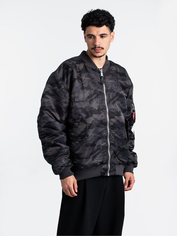 ALPHA INDUSTRIES Between-Season Jacket ' MA-1 CS' in Black