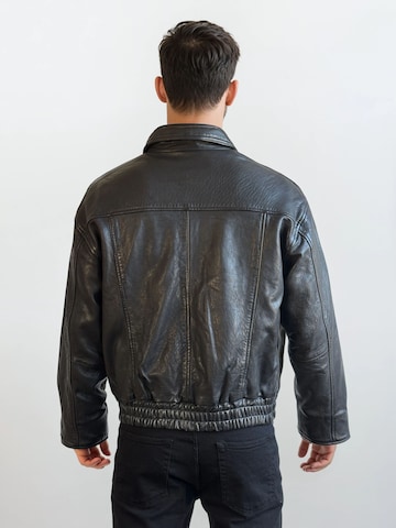 trueprodigy Between-season jacket ' Pekka ' in Black