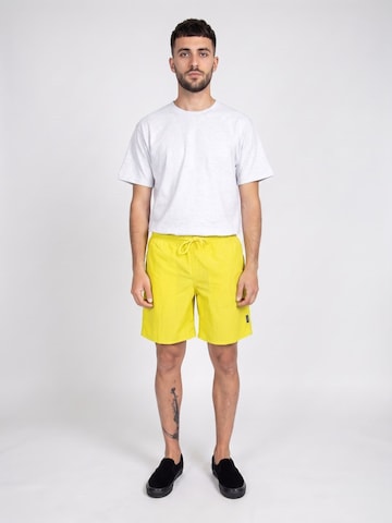 HUF Luźne Spodnie 'Mens Fuck It Easy Shorts' w kolorze żółty: przód