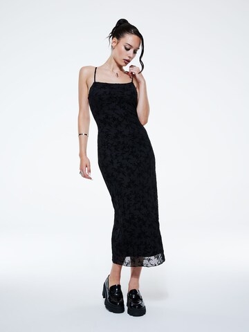 SHYX Dress 'Helga' in Black: front